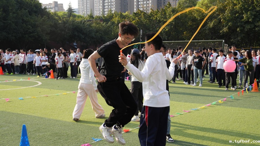 图1 (1)_调整大小.jpg