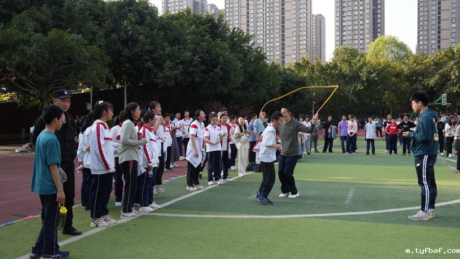 图1 (2)_调整大小.jpg