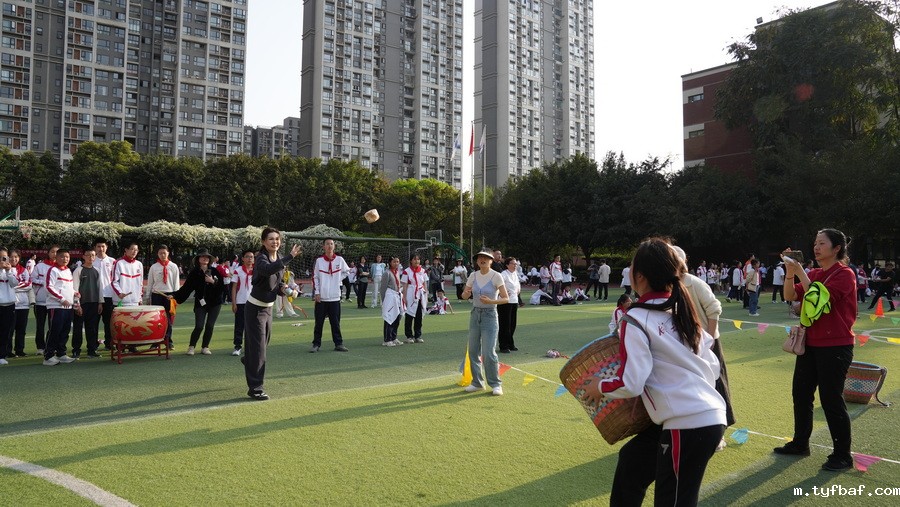 图3 (2)_调整大小.jpg