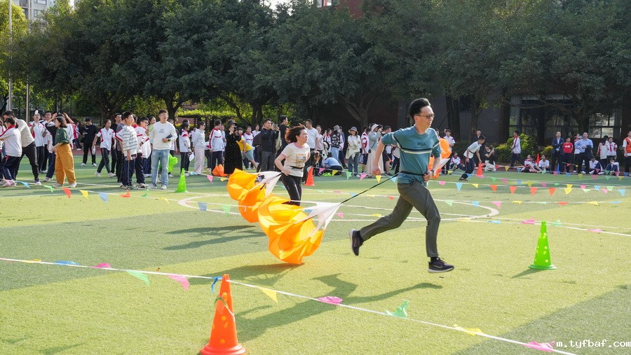 图6 (2)_调整大小.jpg