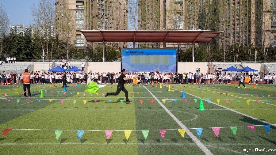 图6 (3)_调整大小.jpg