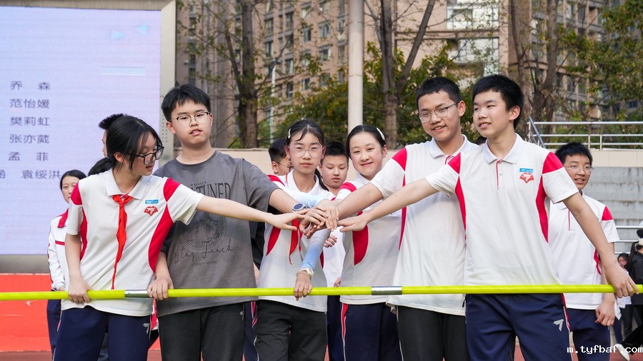 图8 (2)_调整大小.jpg